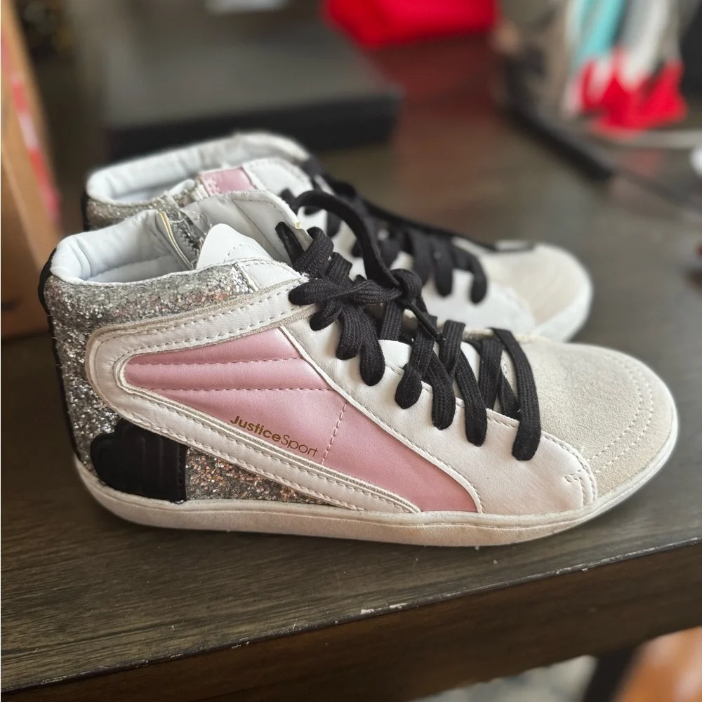 Justice Little Girl & Big Girl Mid Court Sneaker, Sizes 5. Shoelace and zipper